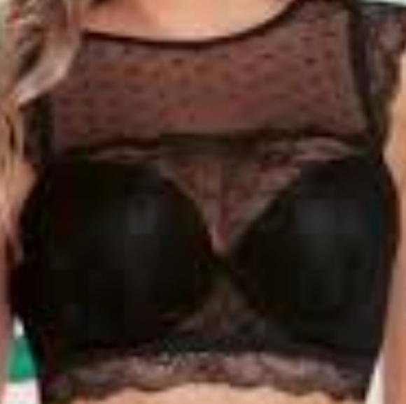 Reserved Lace Top - Picture 4 of 6